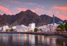 Los 5 paisajes de Omán para vivir desierto, wadis y costa en modo aventura suave